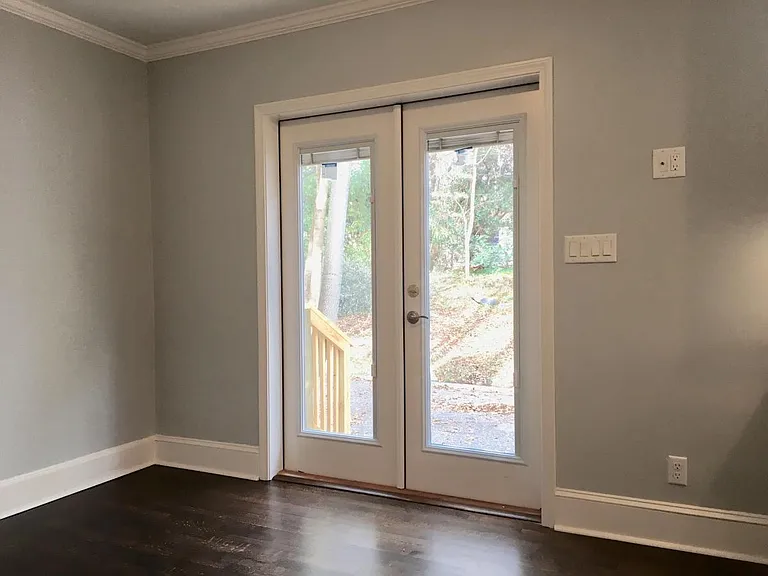Eat-in Kitchen with Backyard Access