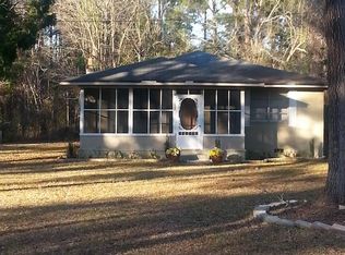 1096 41st Rd, Saint Stephen, SC 29479