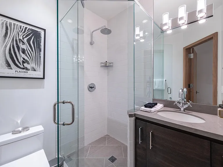 119 Woodside Ave — Photo 17