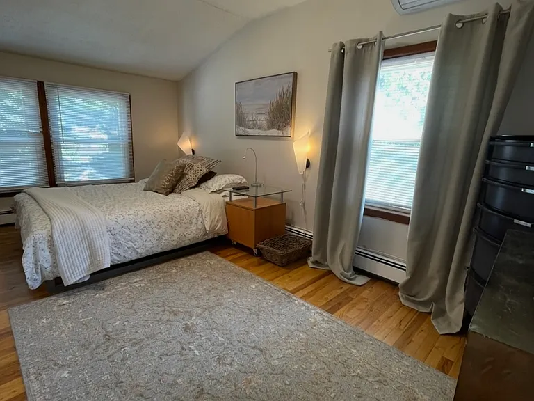 440 Tenafly Rd — Photo 10