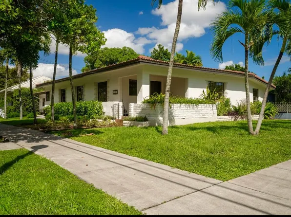 2121 SW 13th Ave, Miami, FL 33145