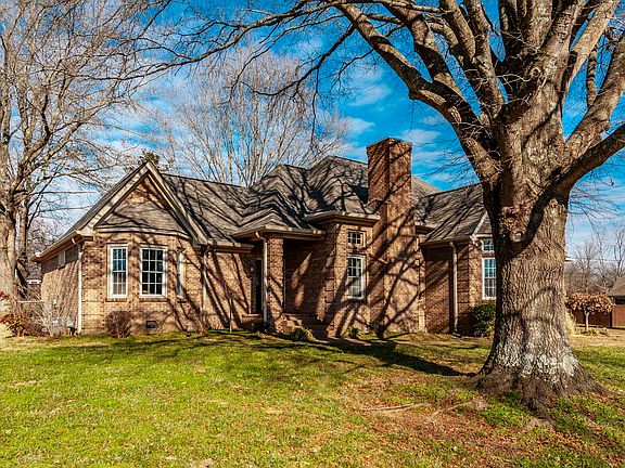 4th image of 129 Buchanan Cir