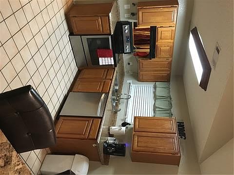 5th image of 1816 Spicewood Trl