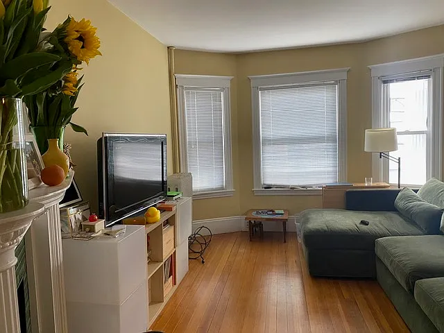 26 Forrest St #2 — Photo 8