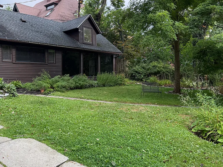 196 Linwood Ave #CH — Photo 2