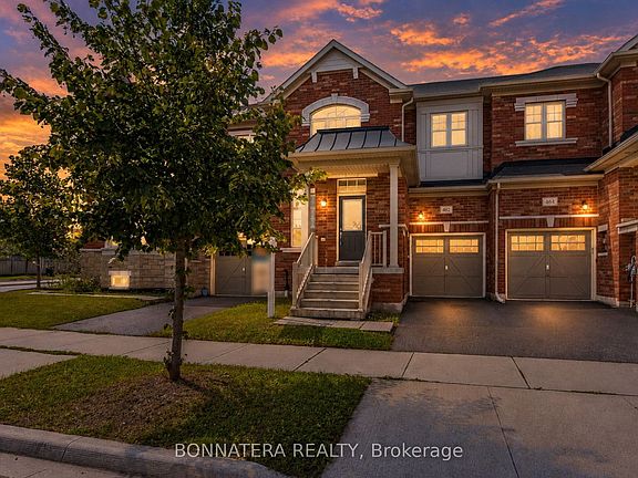 4th image of 462 Terrace Way