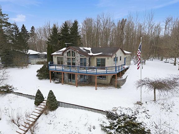 2nd image of 880 Sutherly Rd