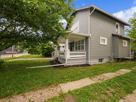 4th image of 558 S Ogden Ave