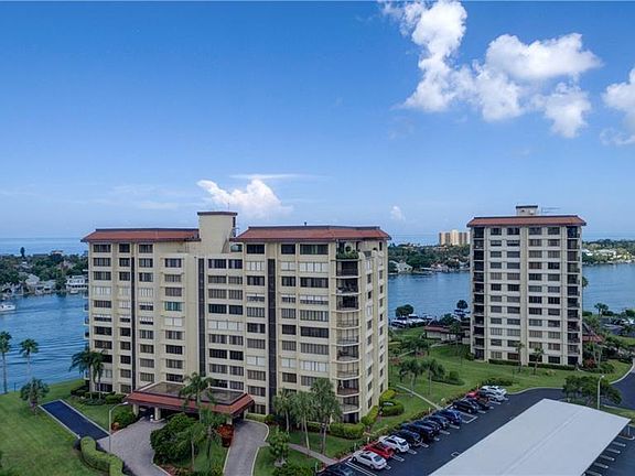 2nd image of 700 Island Way APT 1004