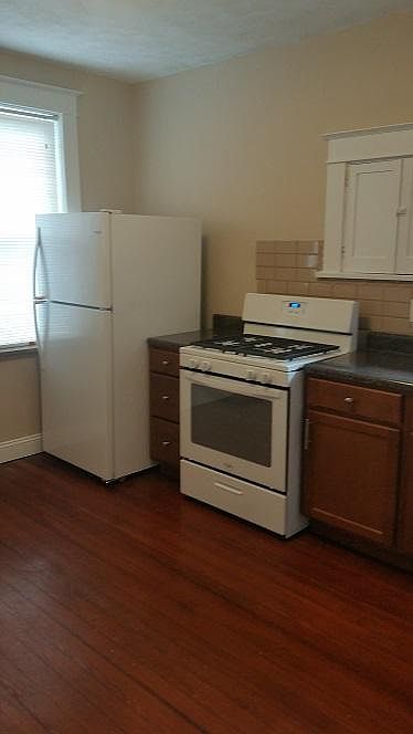 2nd image of 3626 Montana St