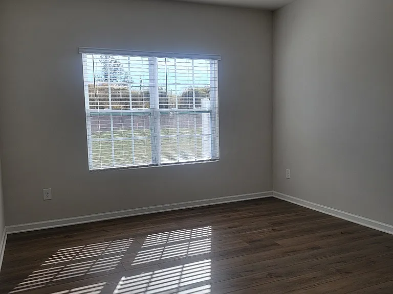 62 Fernhill Ln — Photo 16