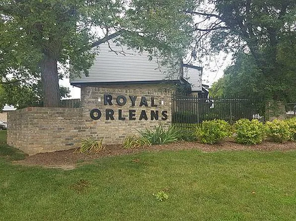 6647 N Bourbon St #58, Milwaukee, WI 53224