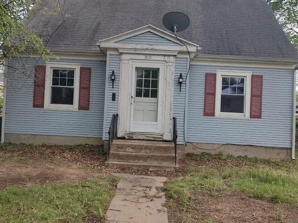 310 E Green St, Clinton, MO 64735