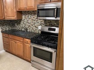 1316 Burnett St #1, Berkeley, CA 94702