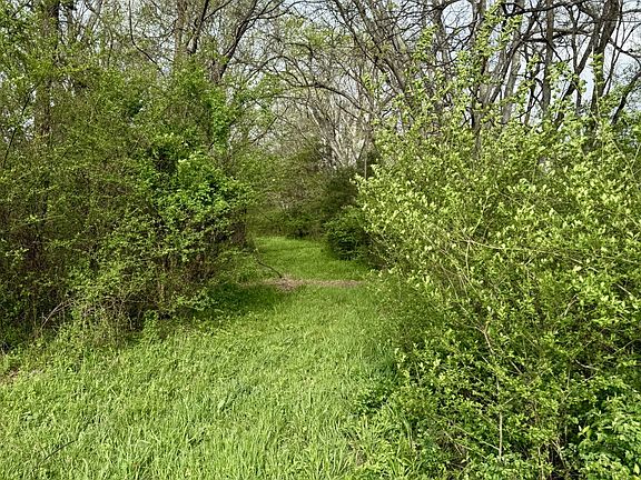 4th image of 2483 Taylor Ln Lot 2