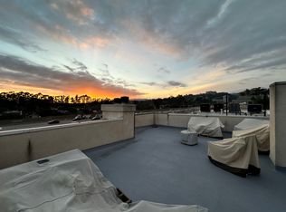 390 S Sepulveda Blvd APT 302, Los Angeles, CA 90049