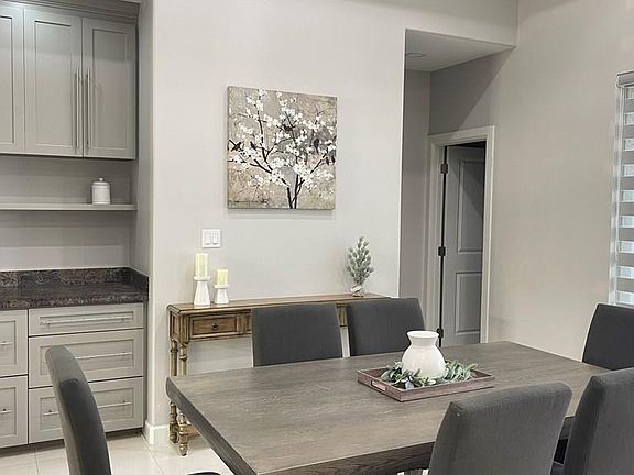 3rd image of 5776 Abbey Ct