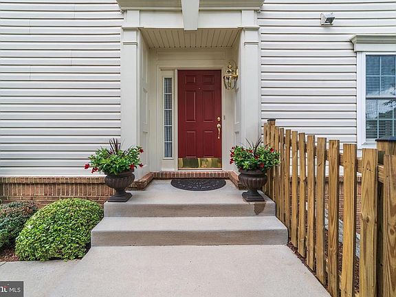 5th image of 3355 Beechcliff Dr