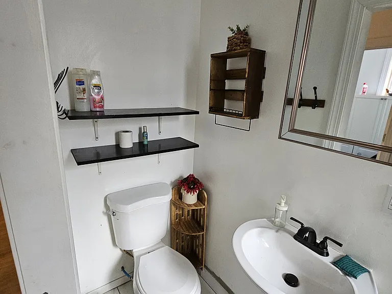 617 E Locust Ave #1 — Photo 11