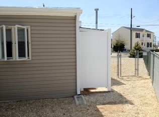 8 Dorothy Dr, Manahawkin, NJ 08050