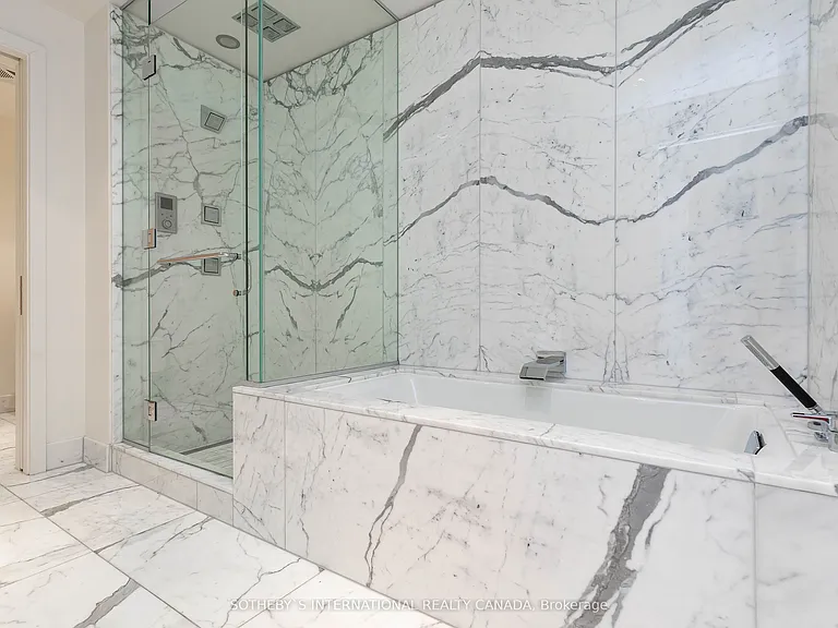 180 University Ave #3002 — Photo 9