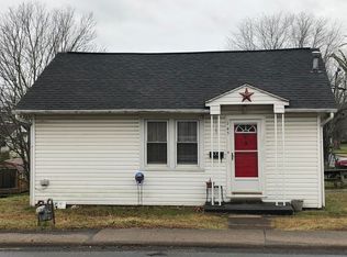 145 Oyler Ave, Oak Hill, WV 25901