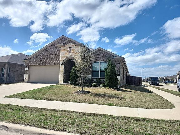 2nd image of 15845 Caballero Dr