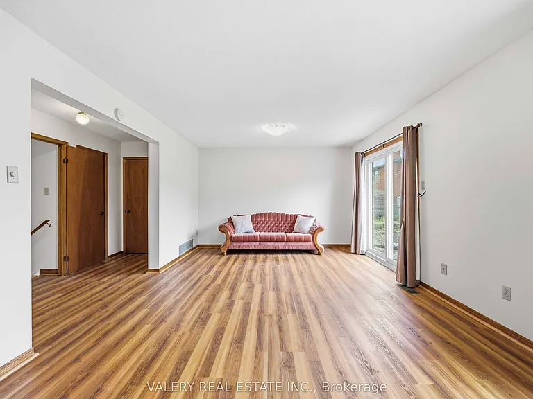 49 Sentinel Rd #B — Photo 13