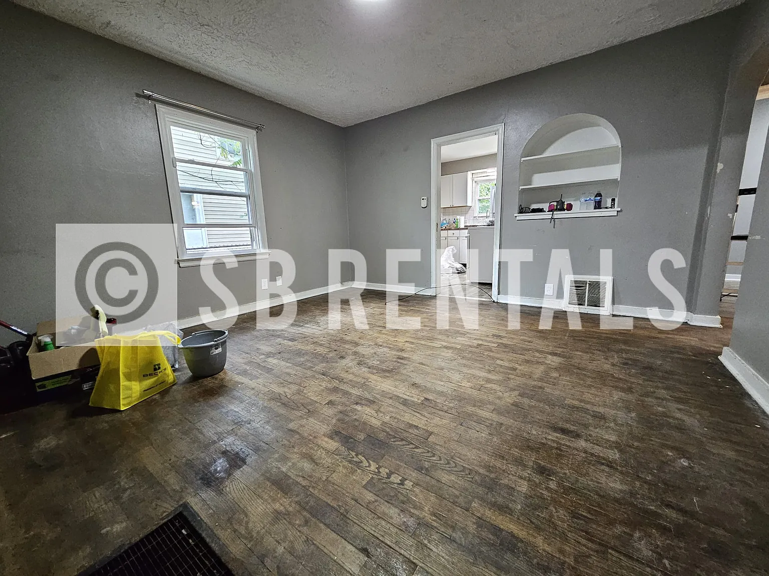 3 bed, 676 sqft, $1,150 — Photo 3