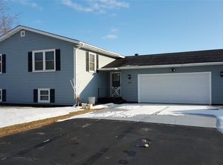 1025 Edwin St, Marinette, WI 54143
