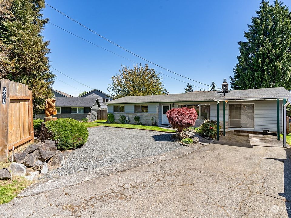 1st image of 220 209th Street SW