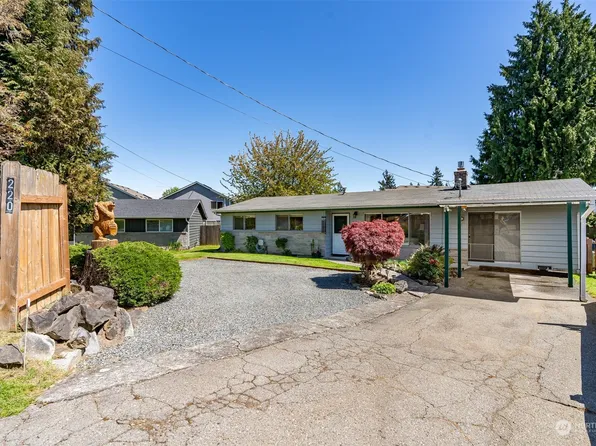 220 209th Street SW, Lynnwood, WA 98036