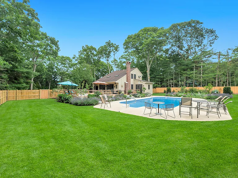 10 Harbor View Ln — Photo 13