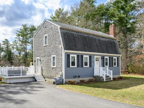 52 Dorothy Dr, Plymouth, MA 02360