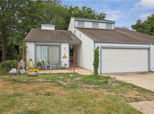 501 NW Valleybrook Rd, Blue Springs, MO 64014