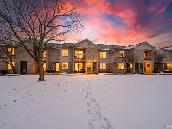 34790 W Eight Mile Rd APT 2, Farmington Hills, MI 48335