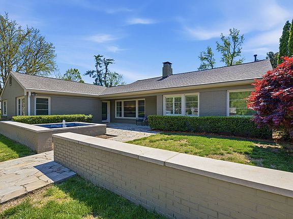5th image of 225 Hillwood Blvd