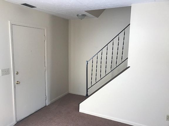 4th image of 770 King St APT D2