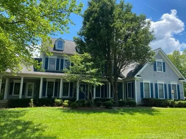 42365 Green Meadow Ln, Leesburg, VA 20176