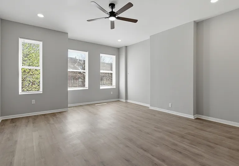 2322 Callow Ave #2 — Photo 7