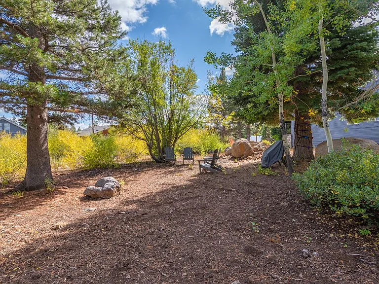 12426 Viking Way — Photo 21