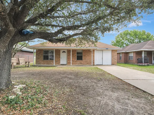 1920 6th St, Hempstead, TX 77445