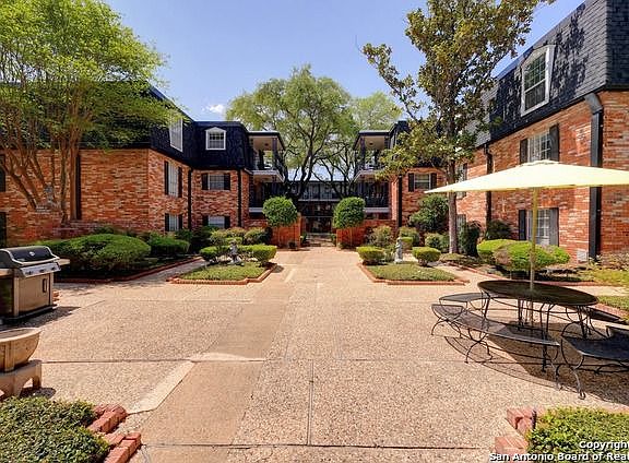 4th image of 8401 N New Braunfels Ave APT 305A