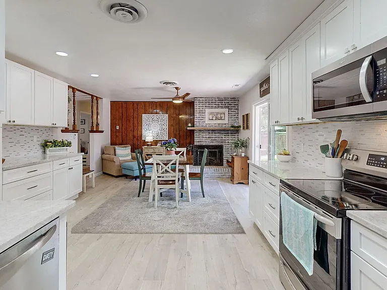 6333 Christy Ave NE — Photo 12