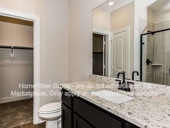 5th image of 1215 Bullock Dr