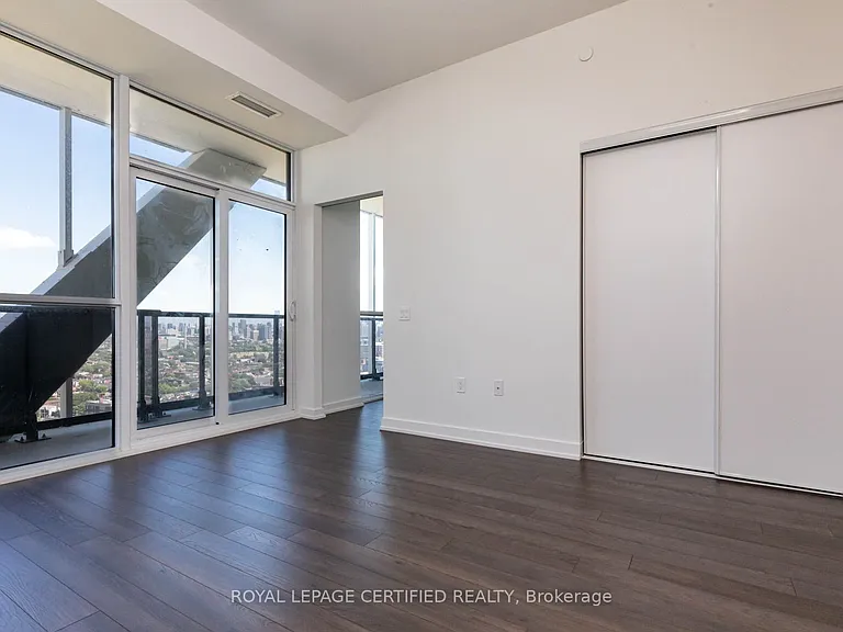 30 Ordnance St #2805 — Photo 6
