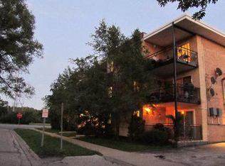 4628 River Rd APT 2D, Schiller Park, IL 60176
