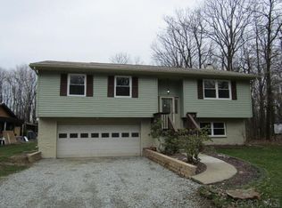 192 Kreinbrook Hill Rd, Acme, PA 15610
