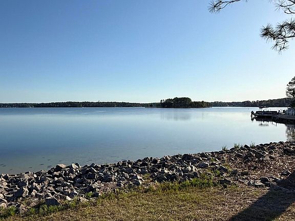 3rd image of 175 Longleaf Dr #5248