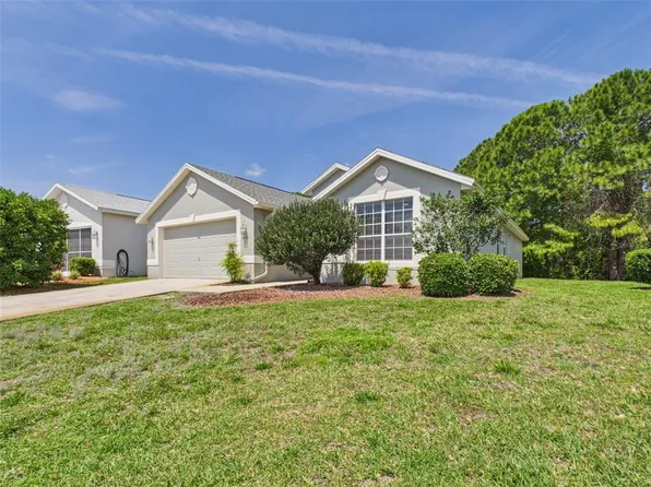 10169 Holly Berry Dr, Weeki Wachee, FL 34613